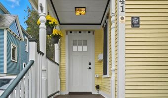 241 Loomis St, Burlington, VT 05401