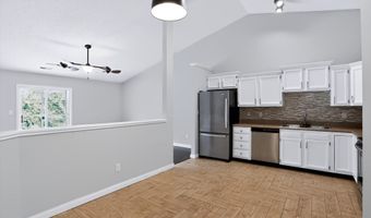 7246 Registry Dr, Indianapolis, IN 46217