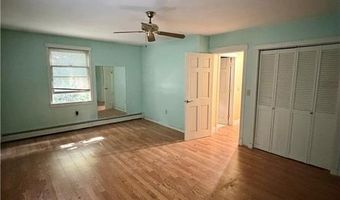 11 Pawtucket Ave, Bristol, RI 02809