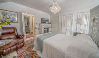 18 Waldo Ave, Belfast, ME 04915