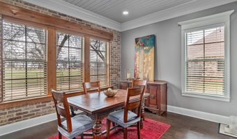 106 Pear Tree Ln, Benton, LA 71006