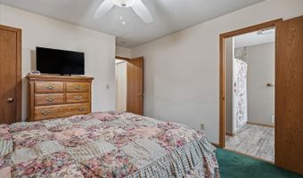 178 40th St, Allegan, MI 49010