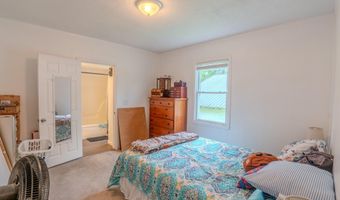 835 E Lincoln Rd, Alcoa, TN 37701