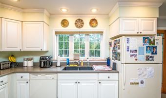 17 The Meadows Rd, Bartlett, NH 03838