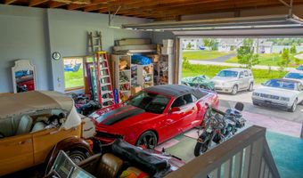 6188 Summerside Dr, Alanson, MI 49706