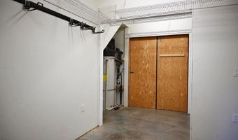 5 Scenic Dr, Ashland, OR 97520