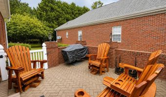 1222 EAGLE PASS Way, Anniston, AL 36207