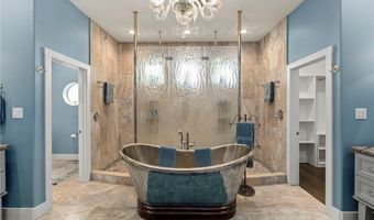 140 Bay Harbor Dr, Aransas Pass, TX 78336