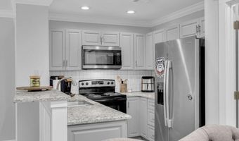 490 Barnett Shoals Rd 814, Athens, GA 30605