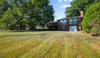 8628 Hillery Dr, Affton, MO 63123