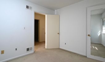 6820 COLBURN Dr, Annandale, VA 22003