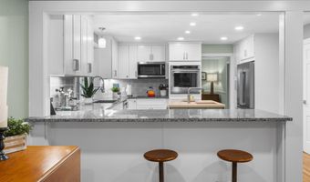 11 Nathan Lord Rd, Amherst, NH 03031
