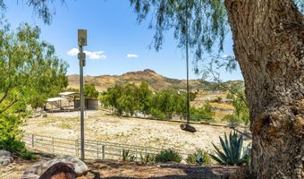13602 Sego Rd, Agua Dulce, CA 91390