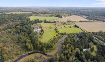 9364 Spring Creek Rd, Amherst, WI 54406