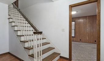 612 E Glendale St, Aurora, MO 65605