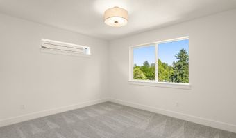 18933 SW Hazelwood Ln L-9, Beaverton, OR 97078