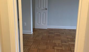 1722 N QUINN St 203, Arlington, VA 22209
