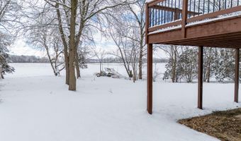 2997 Smith Lake Rd, West Bend, WI 53090