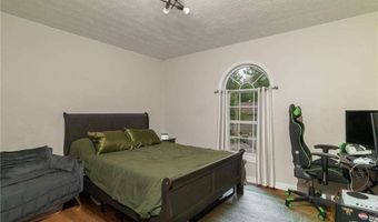 204 Queensbury, Acworth, GA 30102