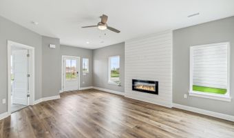 221 S Shay Rd, Andover, KS 67002