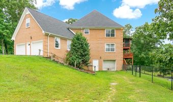 4100 River Rd, Baxter, TN 38544
