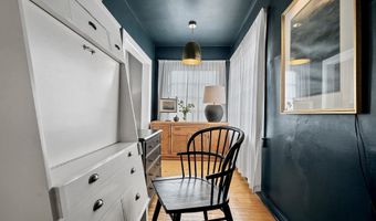 302 E MISSION Rd, Allouez, WI 54301