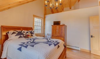 365 Tunnel Stream Rd, Benton, NH 03785