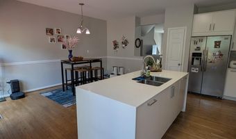 5181 BALLYCASTLE Cir, Alexandria, VA 22315