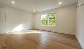 635 E Bay Ave, Barnegat, NJ 08005