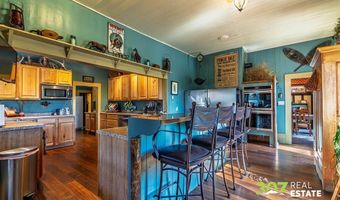 3080 3064 North Fork Hwy, Cody, WY 82414