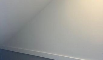 55 John Clarke Rd 8, Middletown, RI 02842