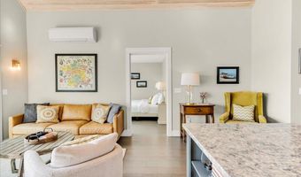 48 Ocean St, Belfast, ME 04915