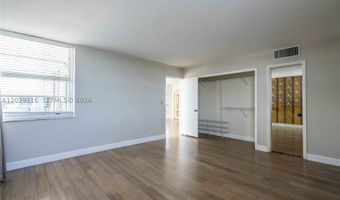 9500 W Bay Harbor Dr 7D, Bay Harbor Islands, FL 33154