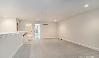3343 Roseford Blvd, Ann Arbor, MI 48105