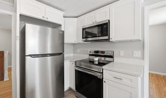 218 Blackstone St, Bellingham, MA 02019