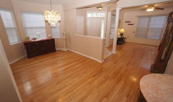 20 Turtle Crk 20, Barnegat, NJ 08005