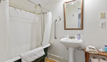 300 Swallow Pl, Alamogordo, NM 88310