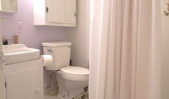 121 N Lowe St, Algona, IA 50511