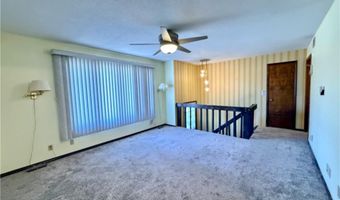 205 S Traster St, Altamont, KS 67330