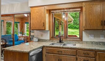 8315 141st St W, Apple Valley, MN 55124