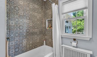 81 7th Ave, Atlantic Highlands, NJ 07716