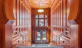 271 Dartmouth St 4H, Boston, MA 02116