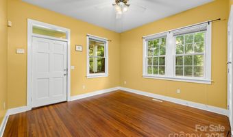 5 Parker Rd, Asheville, NC 28803