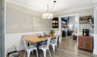 232 Charing Cross Rd, Indianapolis, IN 46217