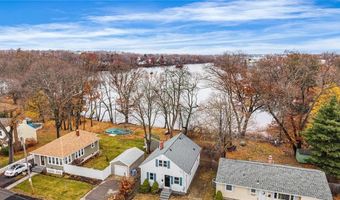 41 Gleason St, Cranston, RI 02910