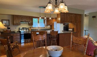 841 Country Club Dr, Akron, IA 51001