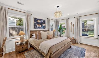 3020 Holt St, Charlotte, NC 28205
