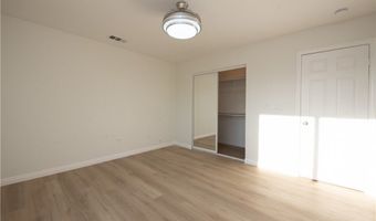 12794 Navajo Rd, Apple Valley, CA 92308