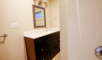 671 Essex St, Bangor, ME 04401