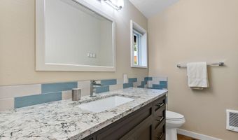 20753 Will Scarlet Ln, Bend, OR 97702